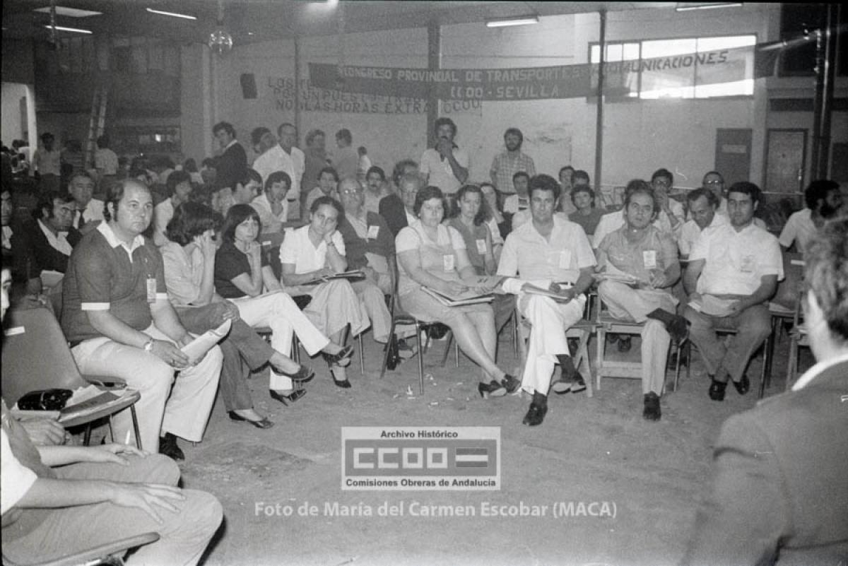 Asamblea del III Congreso de la Unión Provincial de CCOO de Sevilla en la Calle Calatrava, celebrado entre los días 21 al 23 de mayo de 1981. Foto de María del Carmen Escobar, Maca (AHCCOOA).